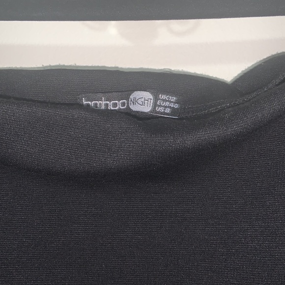 Dresses - Picture 8 of 8